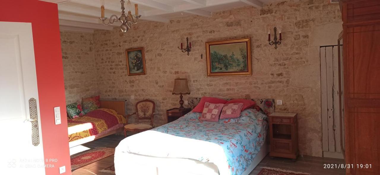 Chez Marek Et Urszula Bed & Breakfast Le Langon Luaran gambar